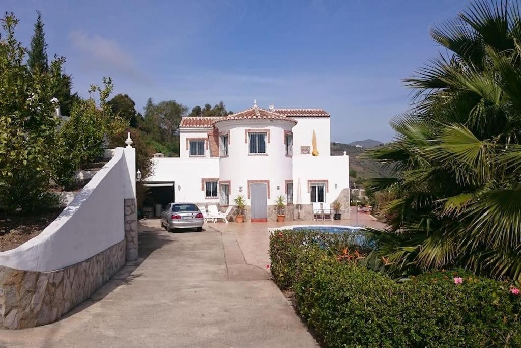 Countryside Private Apartment With Pool & Sea View 토록스 외부 사진