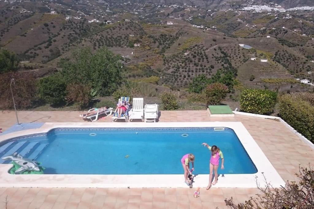 Countryside Private Apartment With Pool & Sea View 토록스 외부 사진